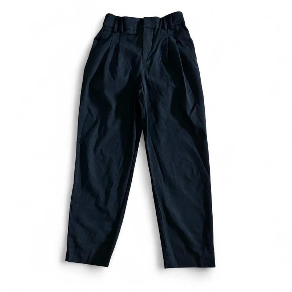 Zara woman’s trendy soft black high-waisted pleated trousers Size 2